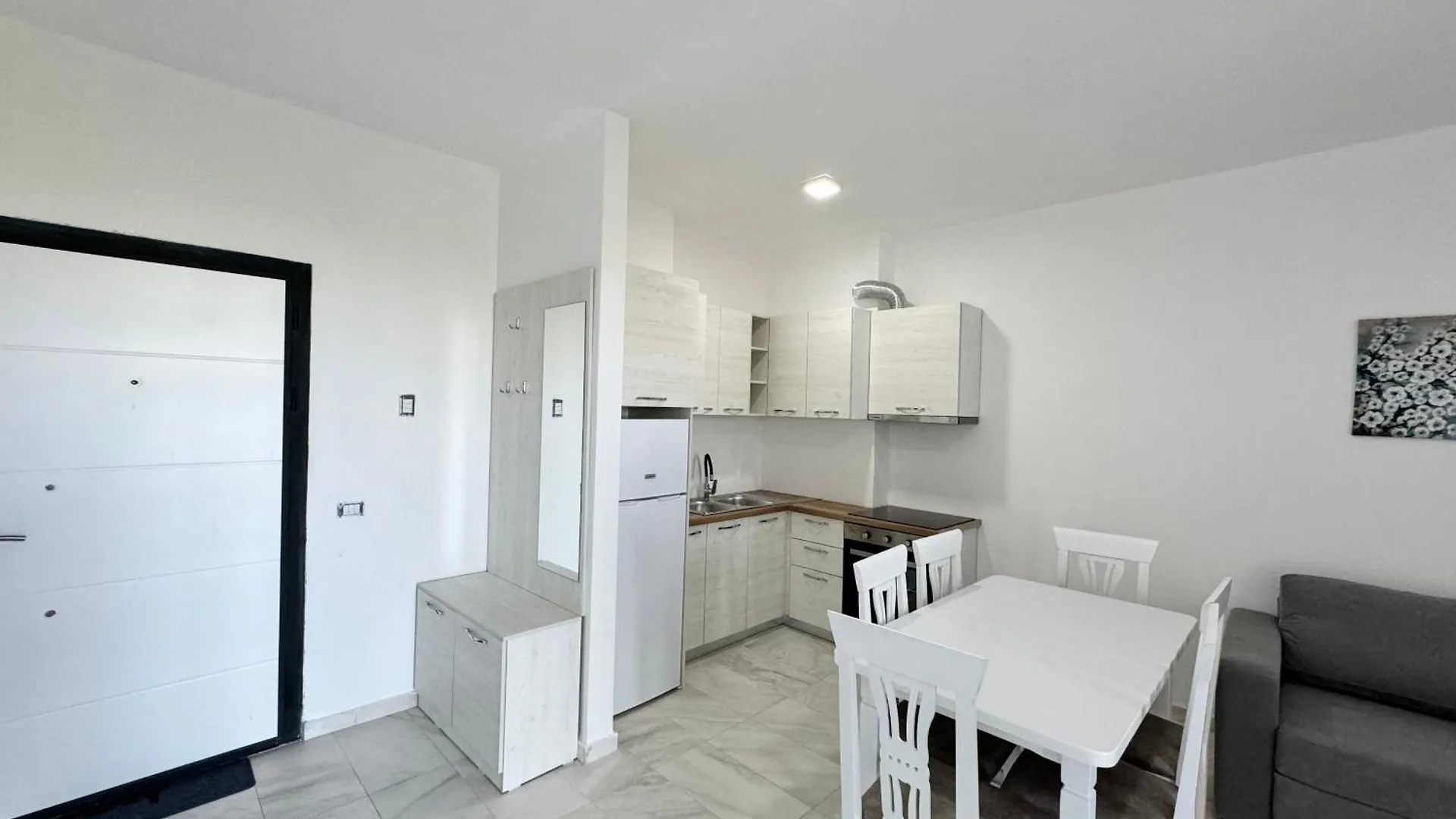Vera Apartments Shëngjin
