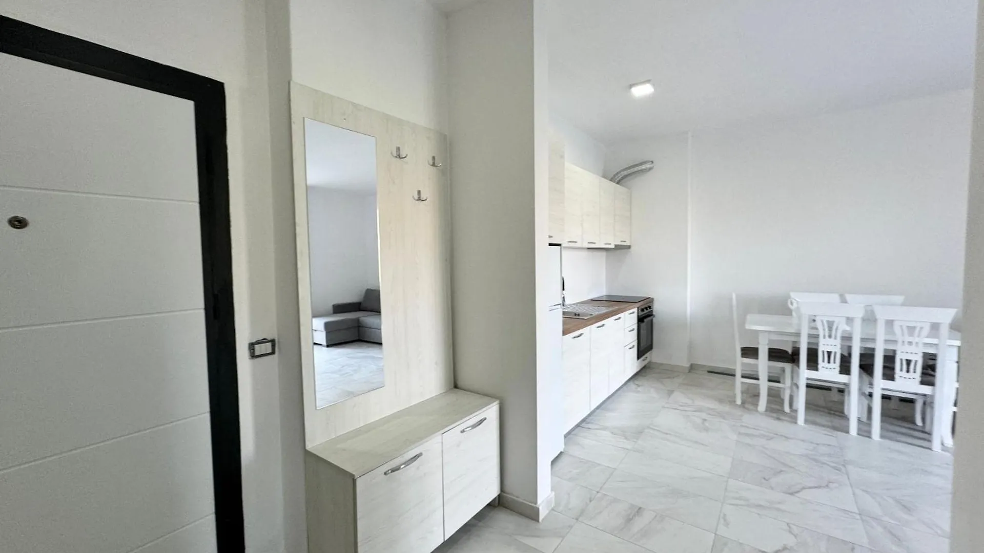 Vera Apartments Shëngjin