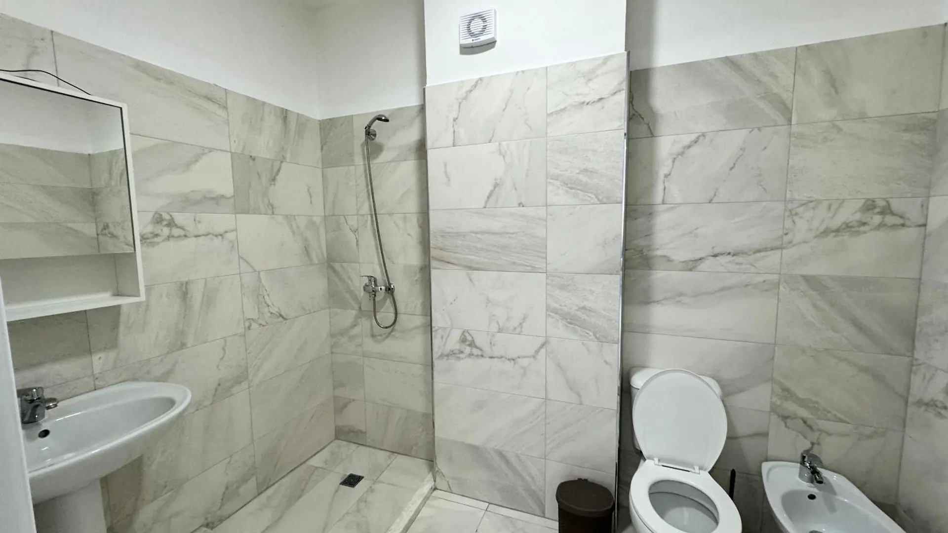Vera Apartments Shëngjin
